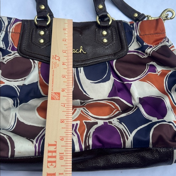 Coach Multicolor Shoulder Bag with Brown Accents Used see the pics - Picture 3 of 11